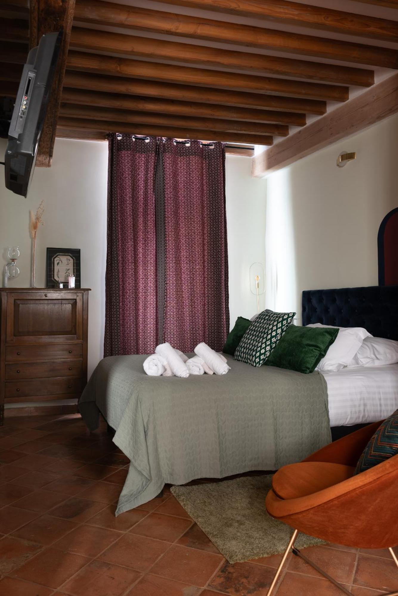 La Maison D'En Bas Des Seigneurs Кюкюрон Стая снимка